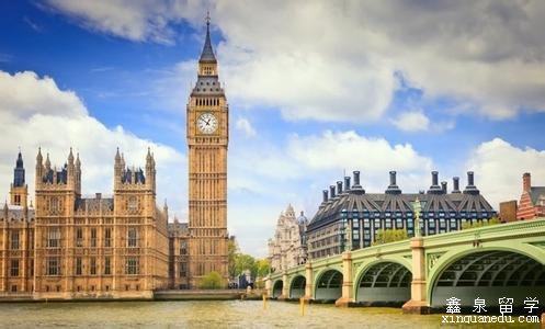 英国大学前十名校最低语言录取要求