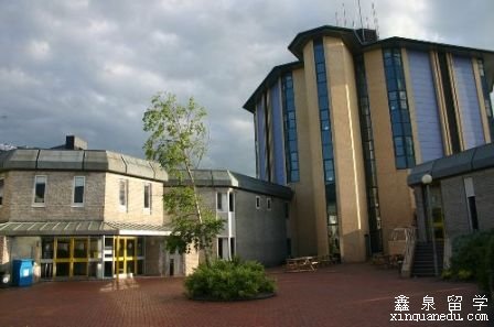 英国伯恩茅斯艺术学院本科入学要求