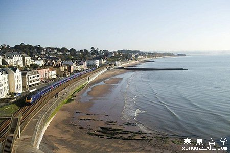 英国留学必玩海滨风光铁路